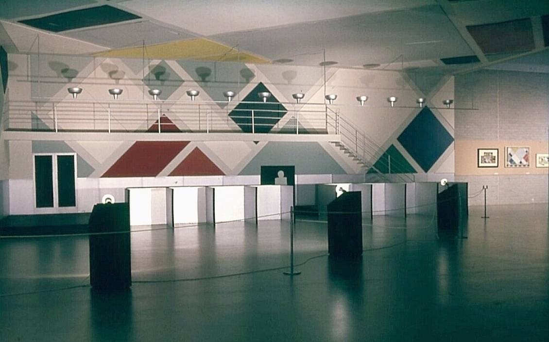 Reconstructie van de Ciné-Dancing in de Aubette te Straatsburg van Theo van Doesburg uit 1927