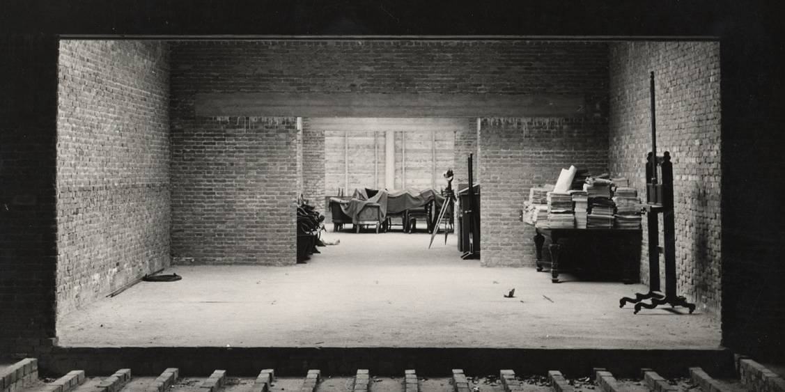 Sculpture gallery under construction, 1952