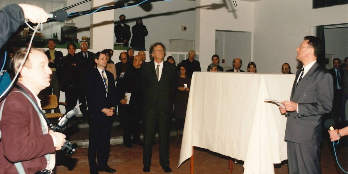 Presentatie van Brancusi's Le commencement du monde