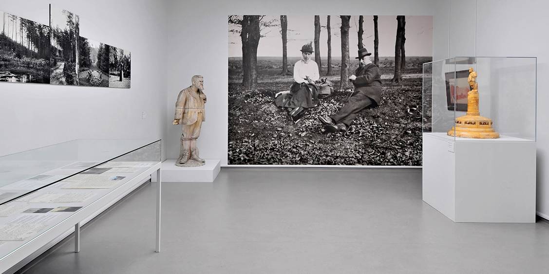 Tentoonstellingsoverzicht 'Het scheppen van een blijvend monument', 2010