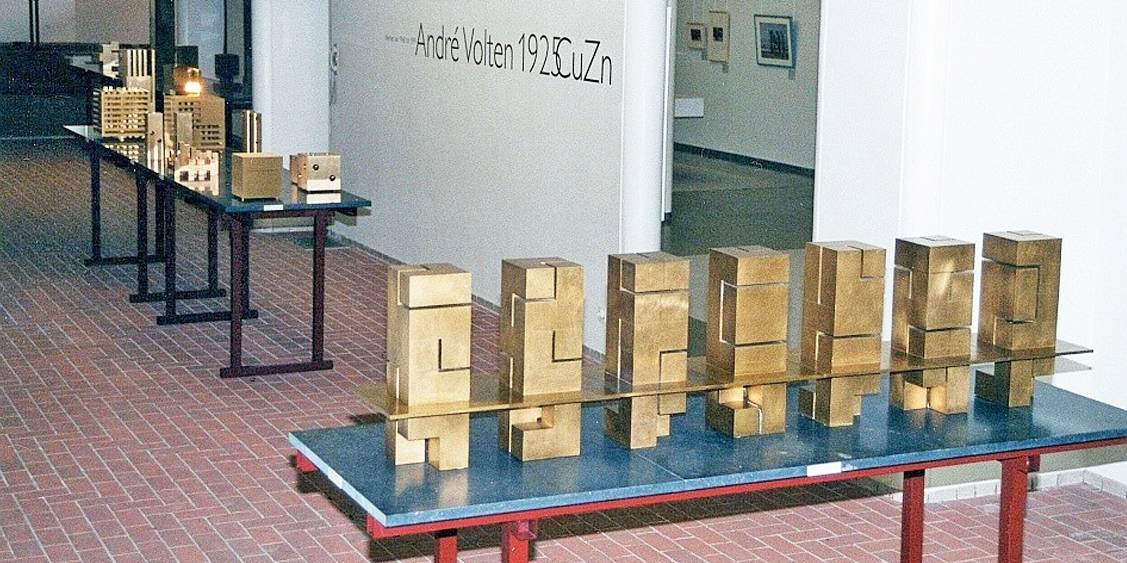 Tentoonstellingsoverzicht 'CuZn', 2000
