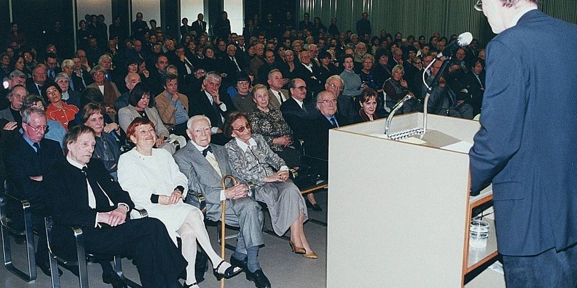 Opening 'CuZn', 2000