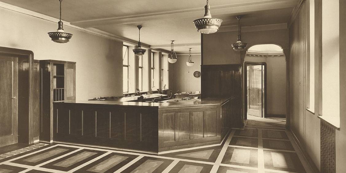 H.P. Berlage, Holland House, circa 1916