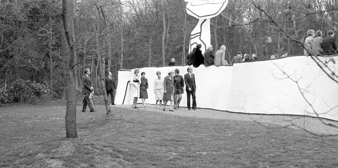 Opening of Jardin d'émail by Jean Dubuffet, 3rd of May 1974