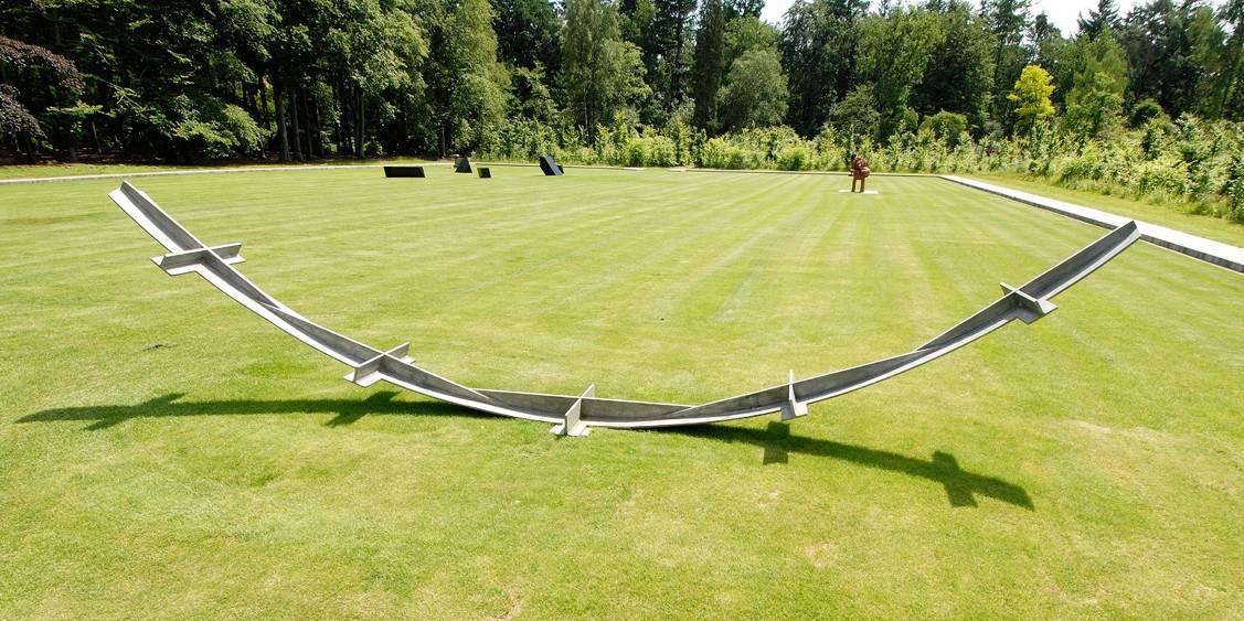 Tentoonstellingsoverzicht 'Verlangen naar de tuin – beelden uit het depot', 2007